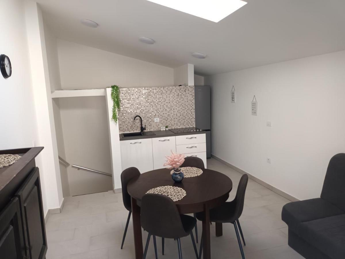 Apartment Penthouse & Apartment Studio Franci Паг Экстерьер фото